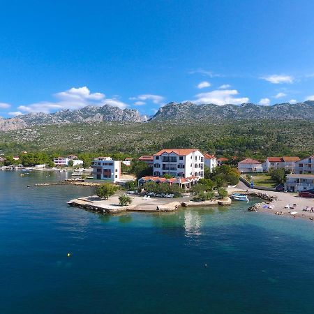 Pansion Croatia Bed & Breakfast Starigrad Paklenica Exterior foto