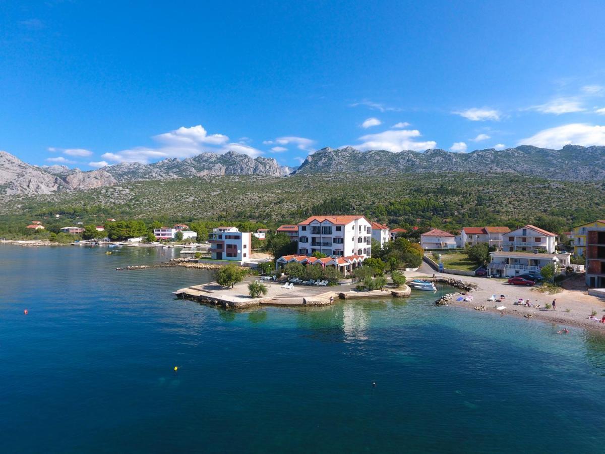 Pansion Croatia Bed & Breakfast Starigrad Paklenica Exterior foto