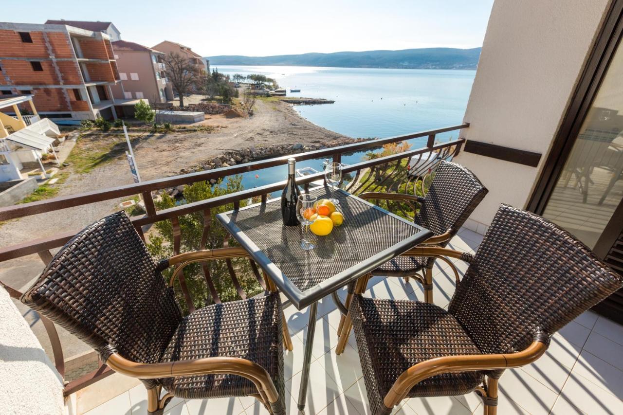 Pansion Croatia Bed & Breakfast Starigrad Paklenica Exterior foto
