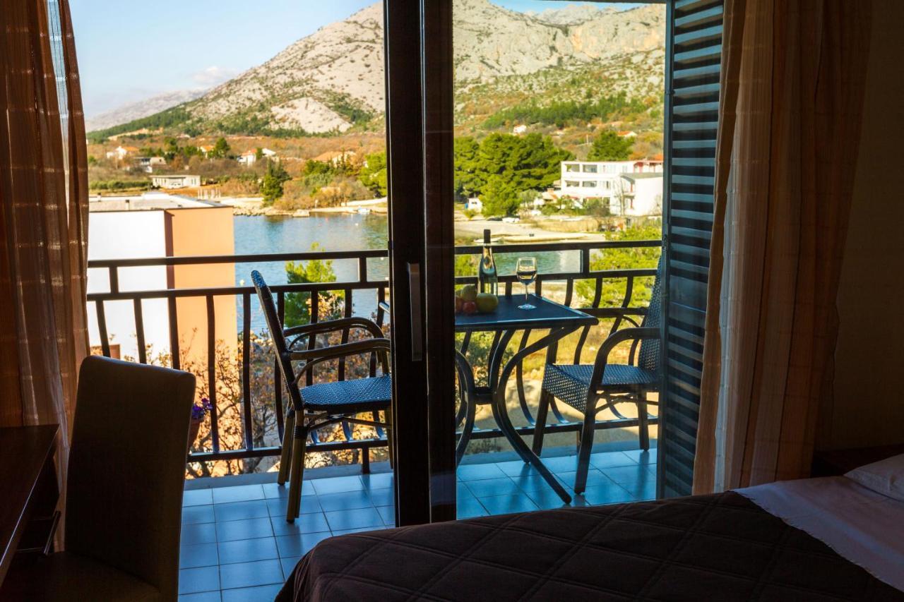 Pansion Croatia Bed & Breakfast Starigrad Paklenica Exterior foto